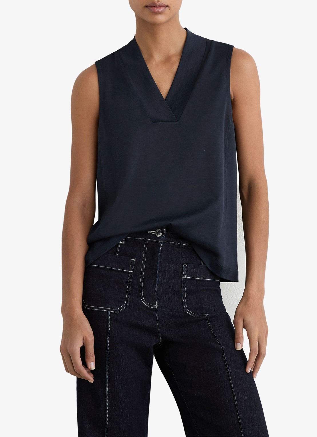 Reiss Miley top met V-hals - detail donkerblauw