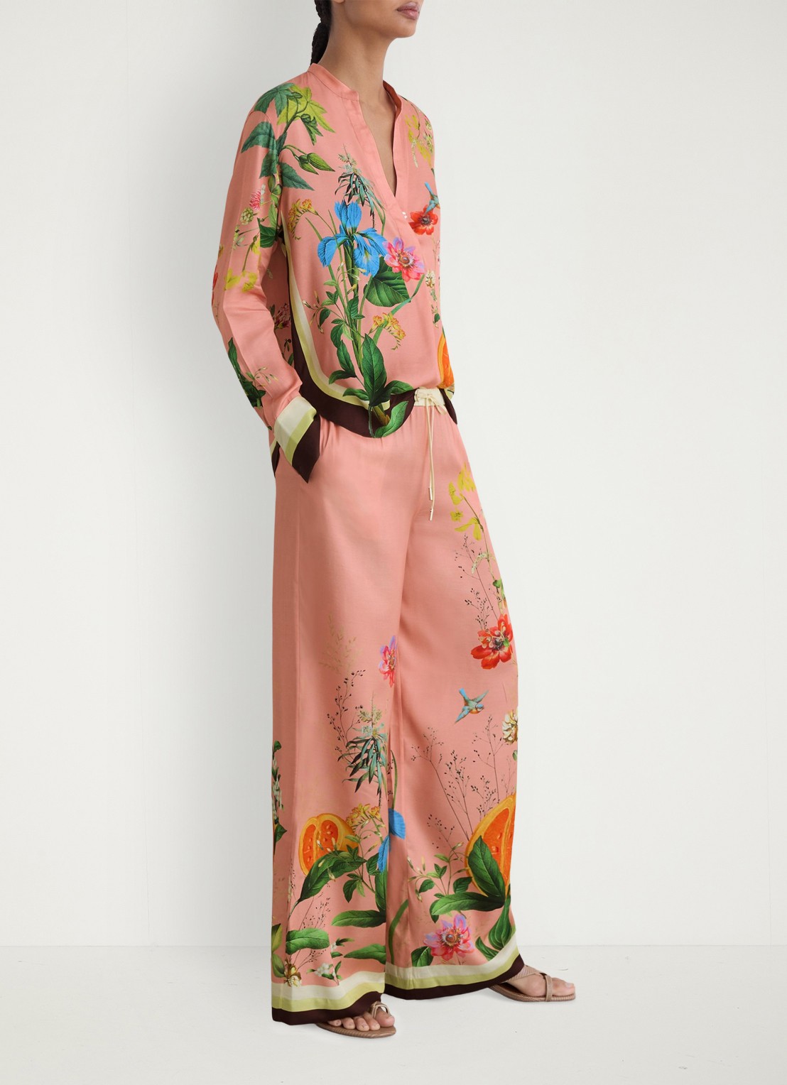 Reiss Milos mid waist wide fit pantalon met print - detail 4 oudroze