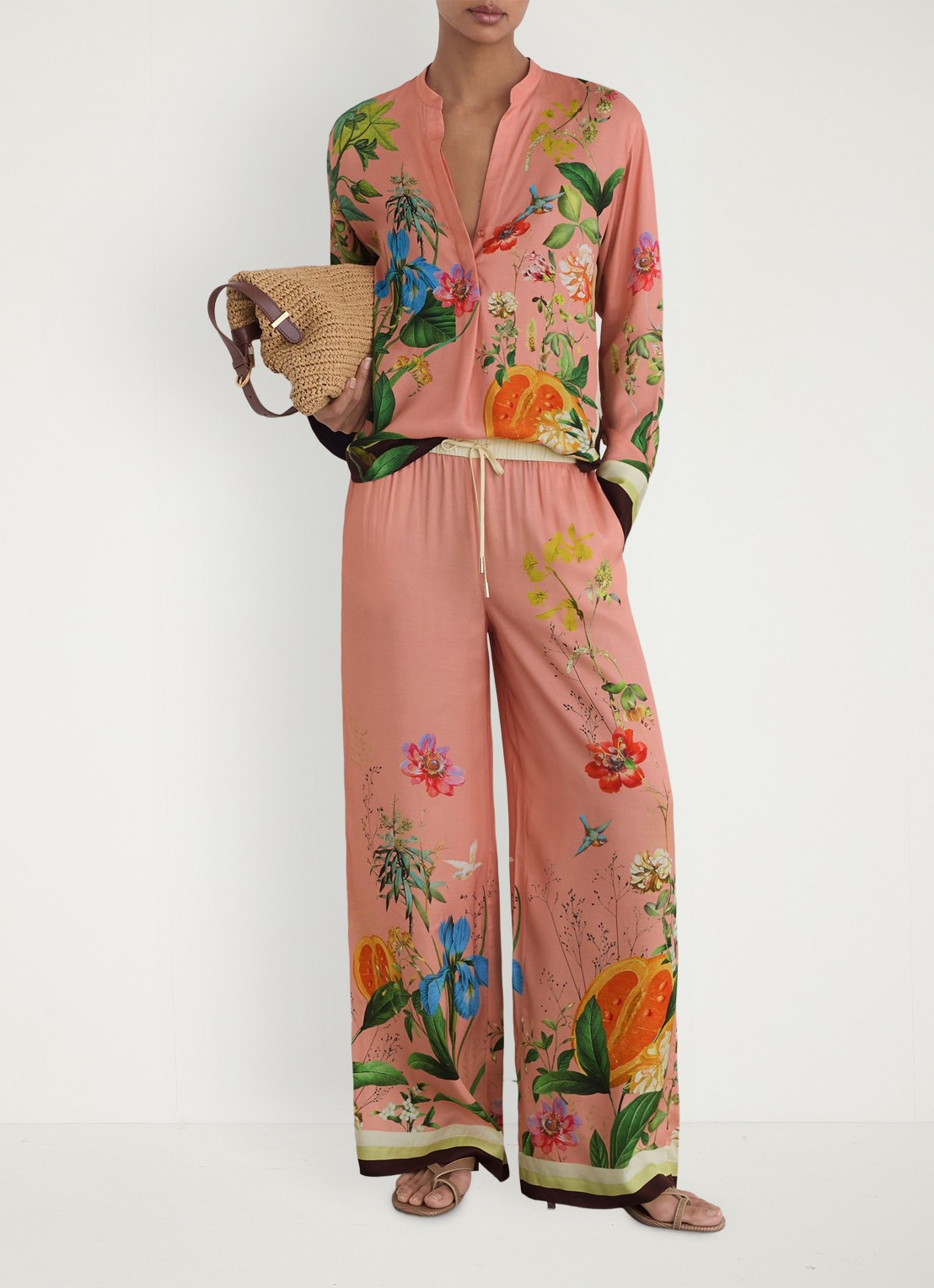 Reiss Milos mid waist wide fit pantalon met print - voorkant 2 oudroze