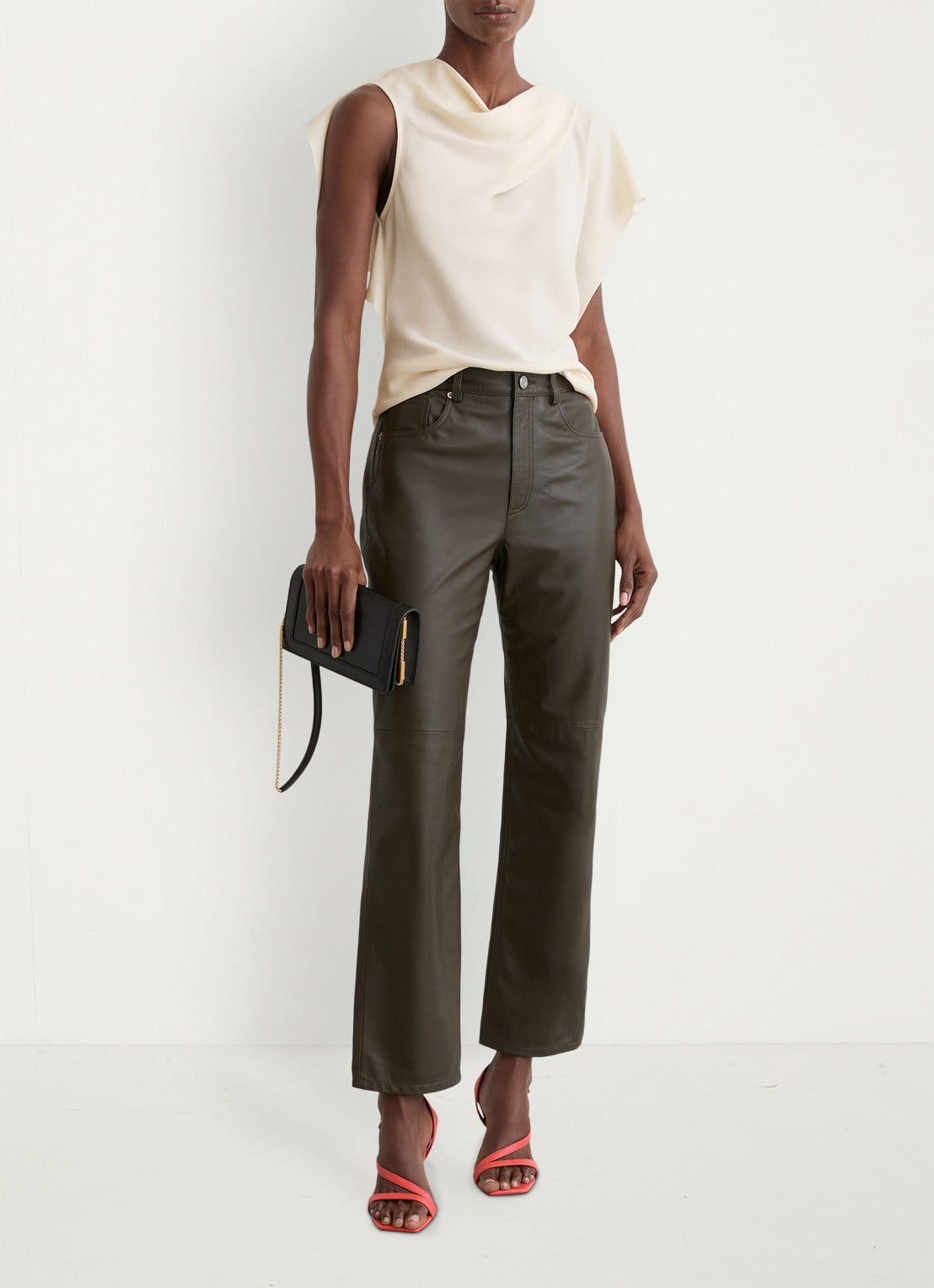 Reiss Natalie top met gedrapeerd detail - voorkant 3 beige