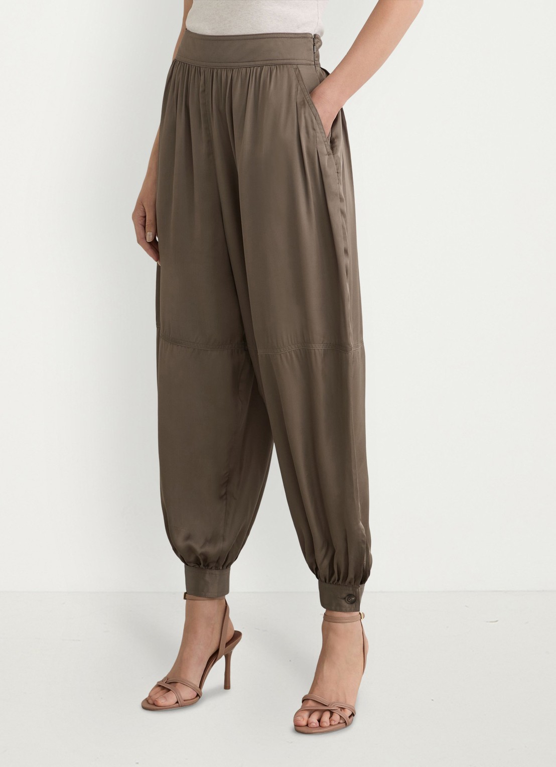 Reiss Neave high waist balloon fit pantalon van satijn - detail 2 khaki