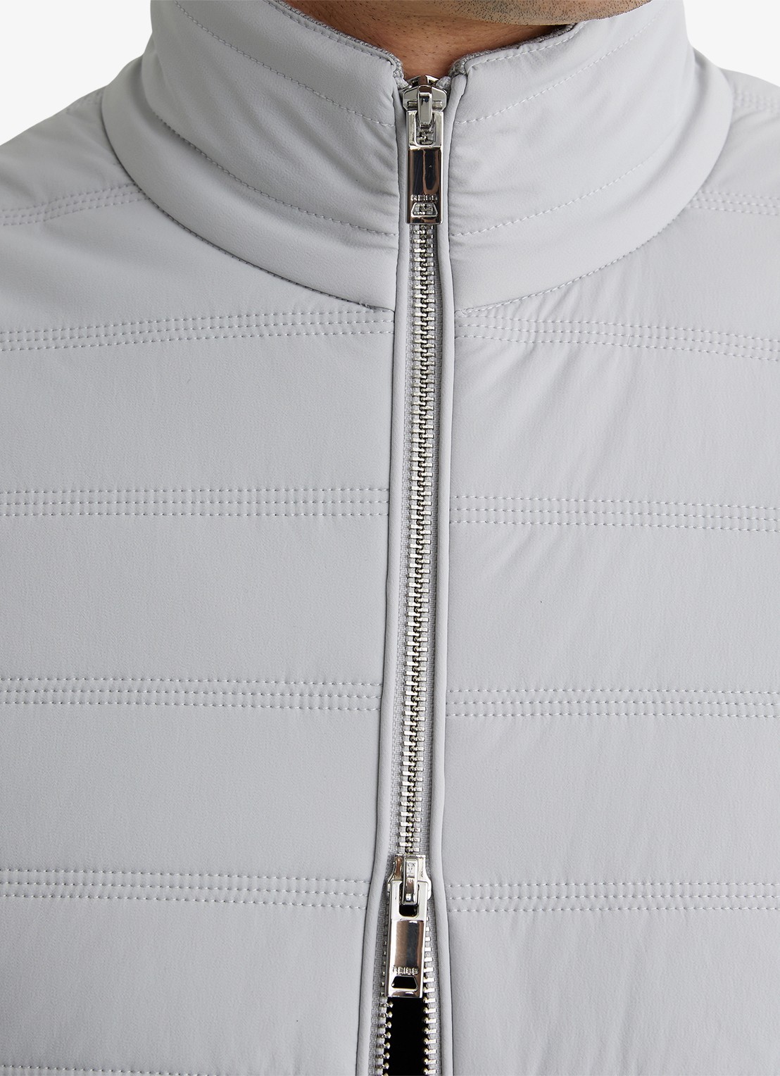 Reiss Newford bodywarmer in wolblend met opstaande kraag en steekzakken - detail 3 soft grey / grijs