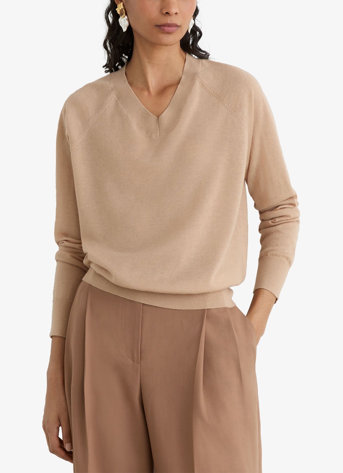 Reiss Paris fijngebreide pullover in merino wolblend - detail 4 camel