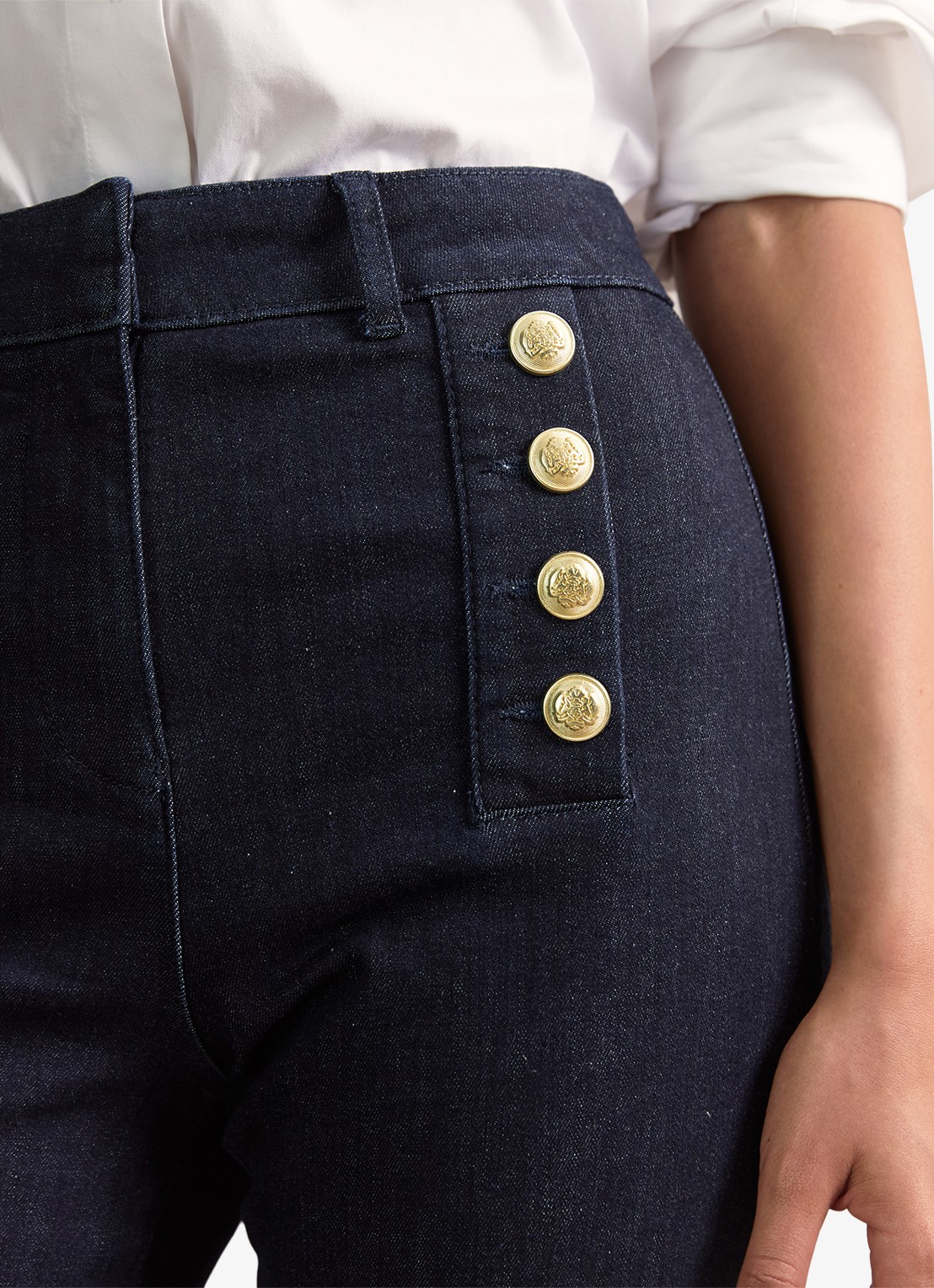Reiss Petite Athena high wasit flared jeans met sierknopen - detail 5 indigo