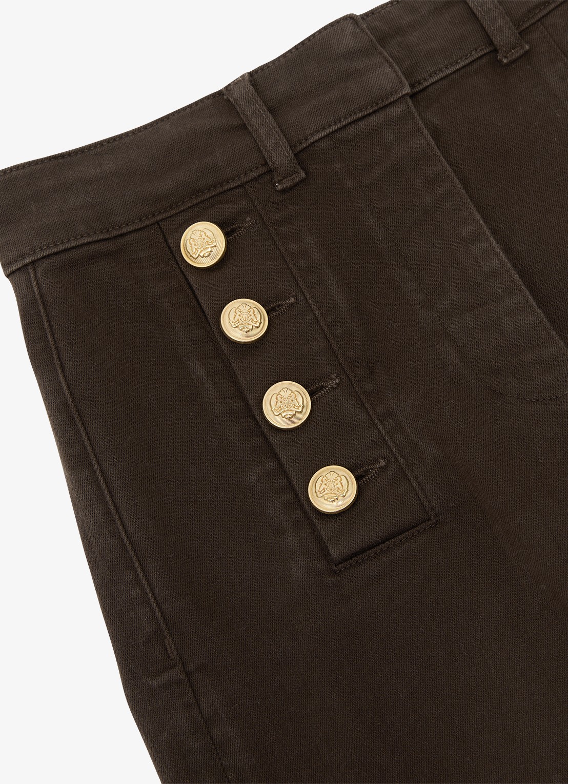 Reiss Petite Athena mid waist flared jeans met sierknopen  - detail 7 bruin