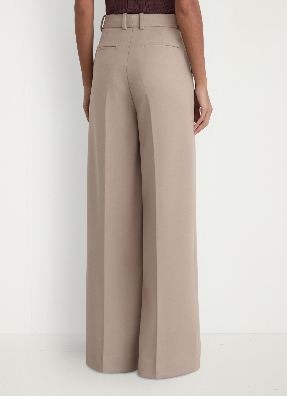 Reiss Petite Gabi high waist wide fit pantalon met steekzakken - achterkant beige