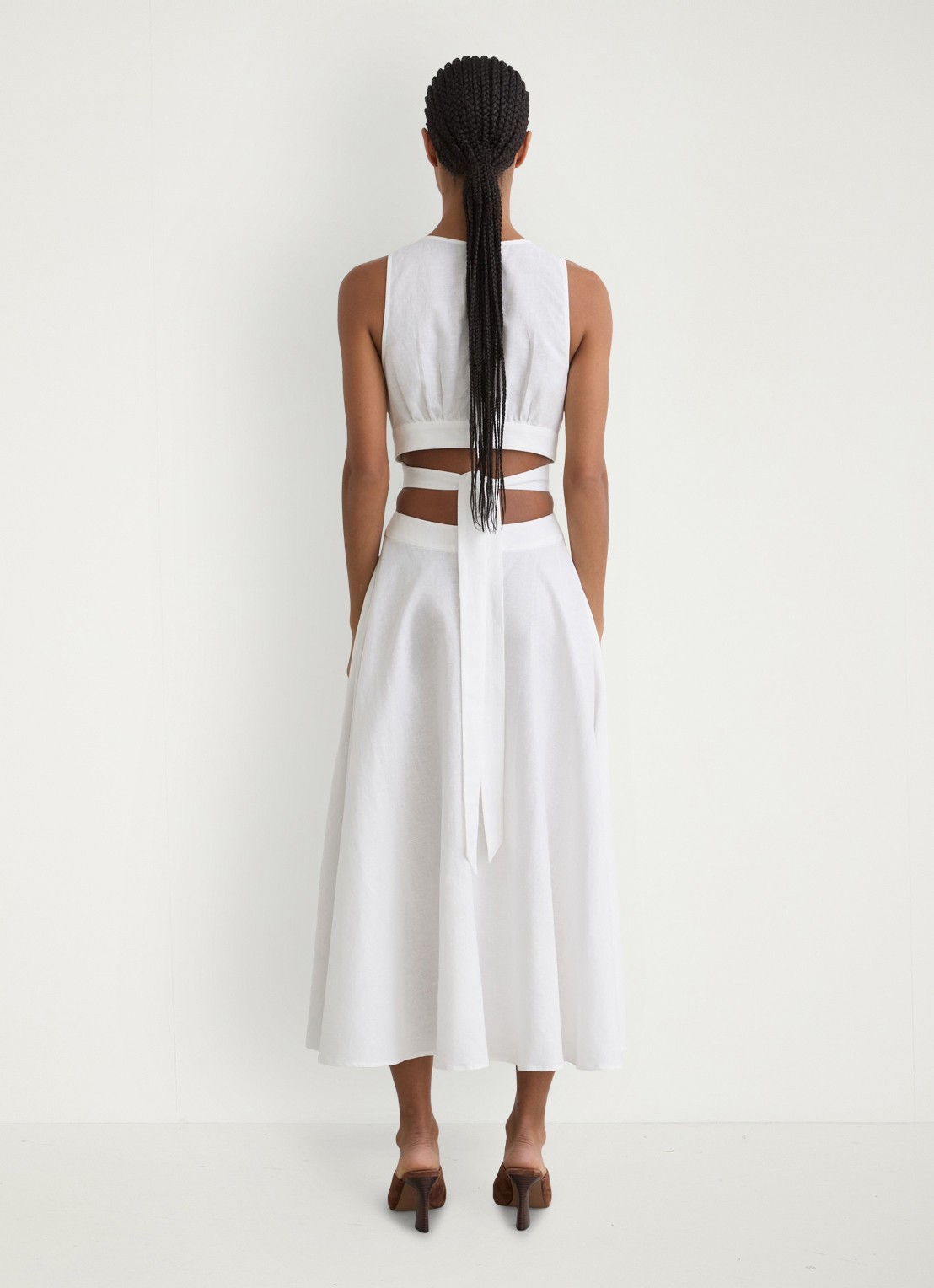 Reiss Petite Hazel midi jurk in linnenblend met cut-out detail - achterkant wit