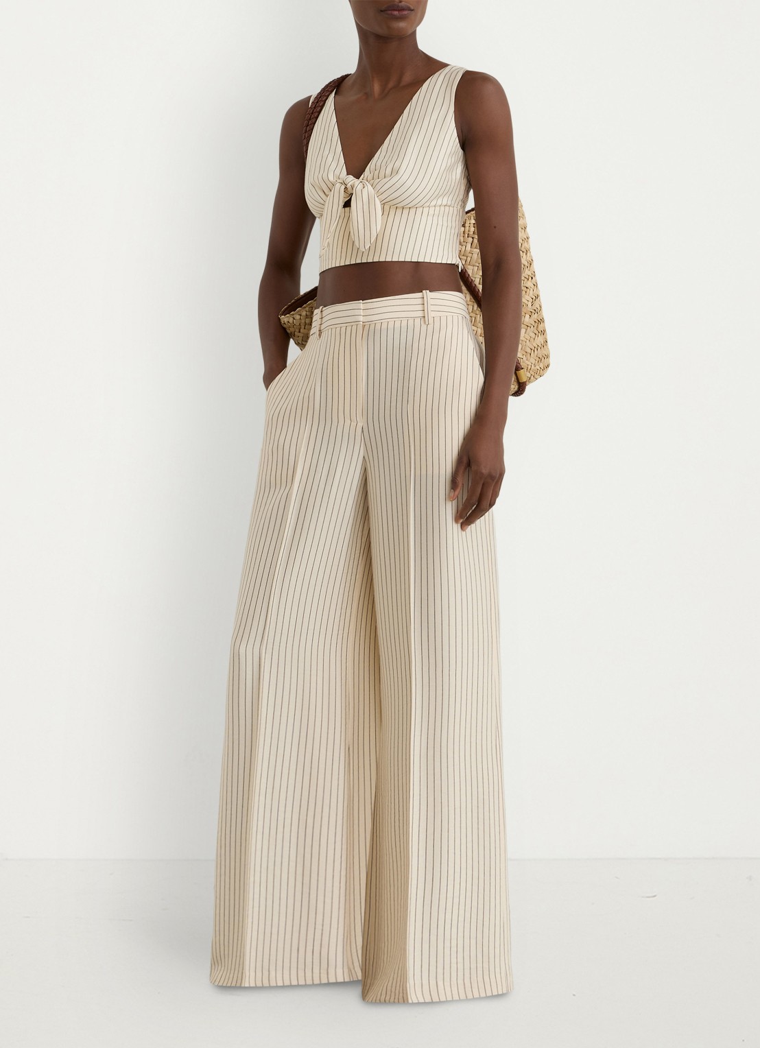 Reiss Petite high waist wide fit pantalon met streepprint - detail 2 creme