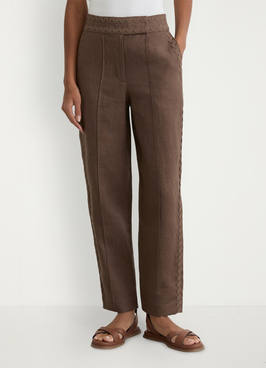 Reiss Petite mid waist tapered fit pantalon van linnen - detail 2 bruin