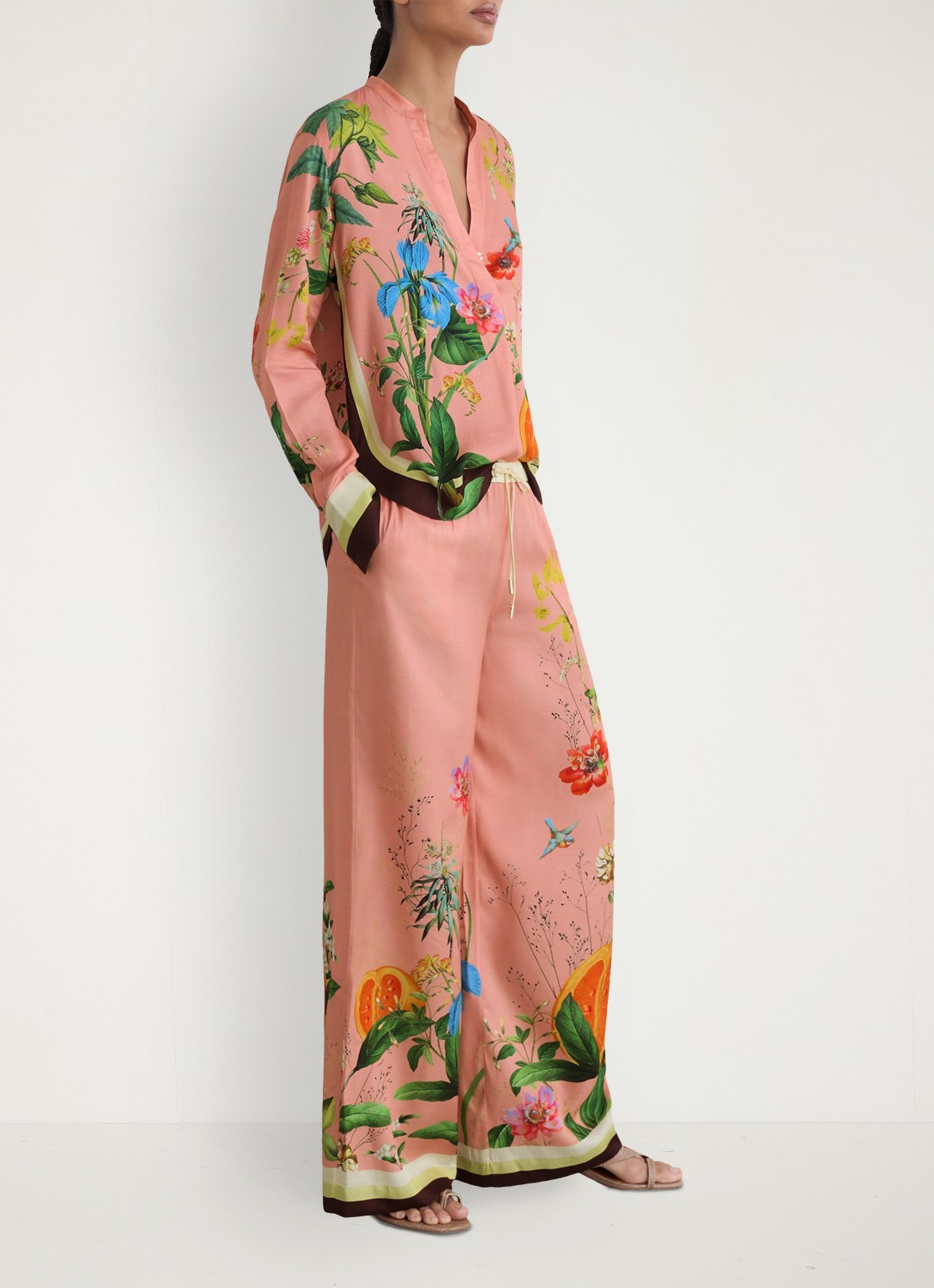 Reiss Petite Milos mid waist wide fit pantalon met print - detail 3 oudroze