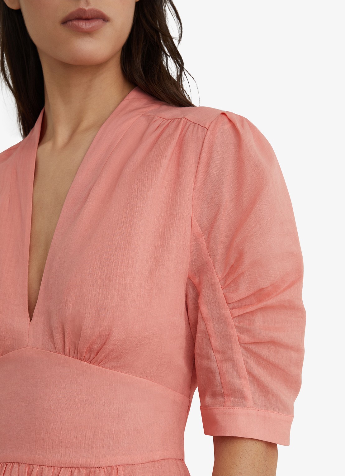 Reiss Petite Poppy midi jurkPETITE POPPY Short-Sleeve Waisted Midi Dress - detail 5 oudroze
