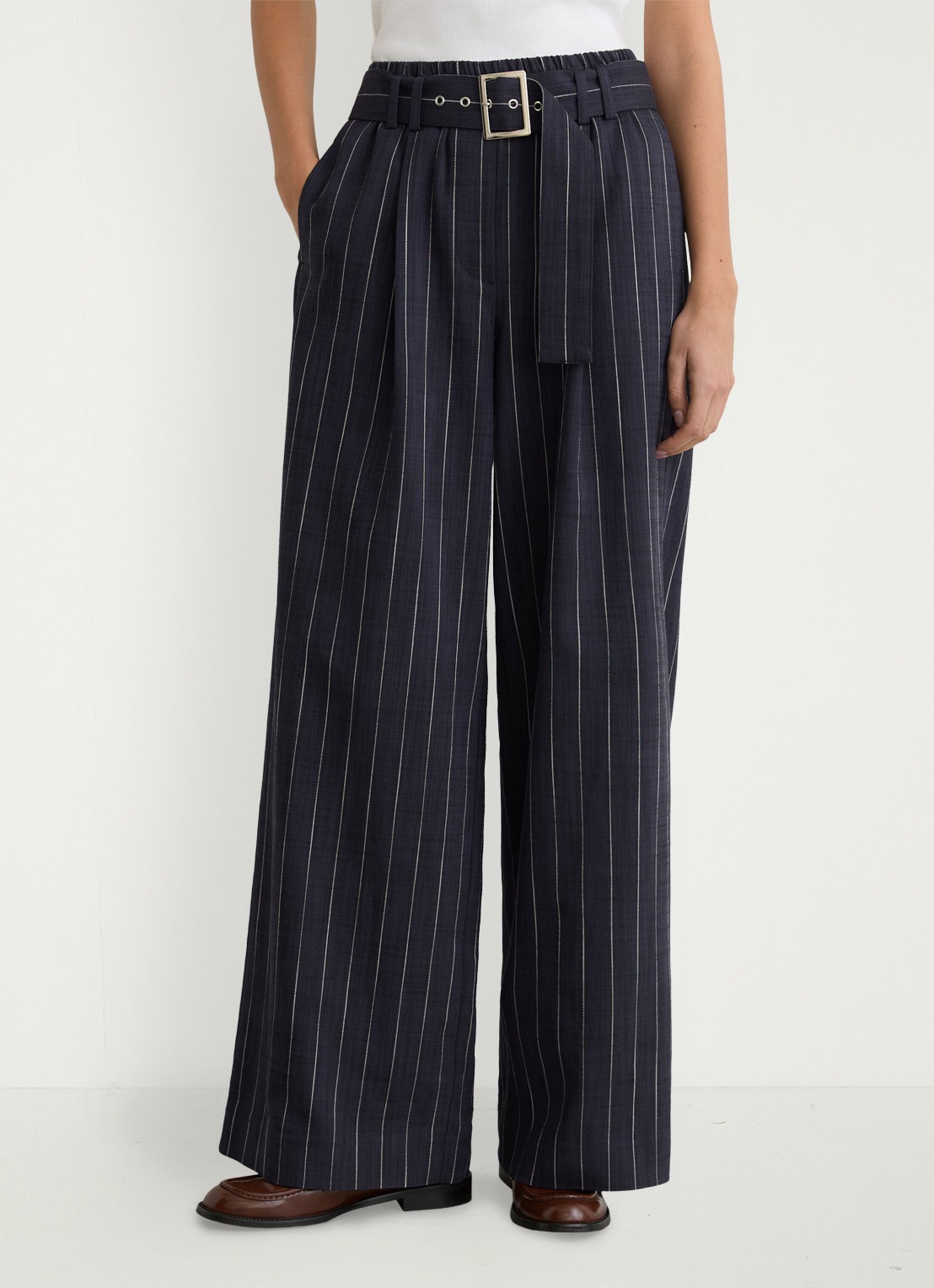 Reiss Petite Rae high waist wide leg pantalon met krijtstreep - detail 4 donkerblauw