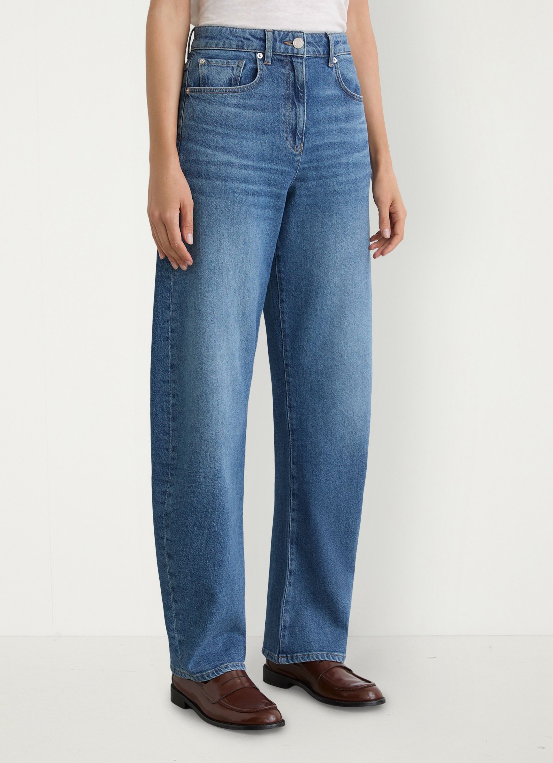 Reiss Petite Sabel high waist balloon fit jeans in medium wassing - detail denim