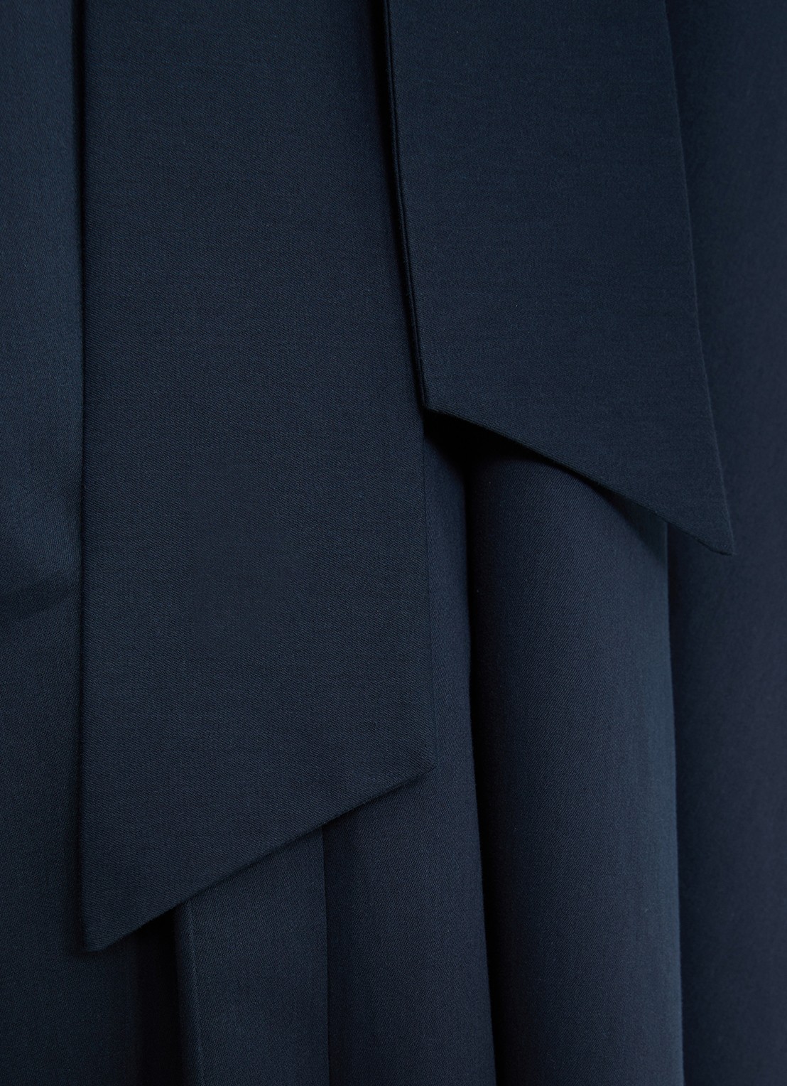 Reiss Petite Simone maxi rok met split - detail donkerblauw
