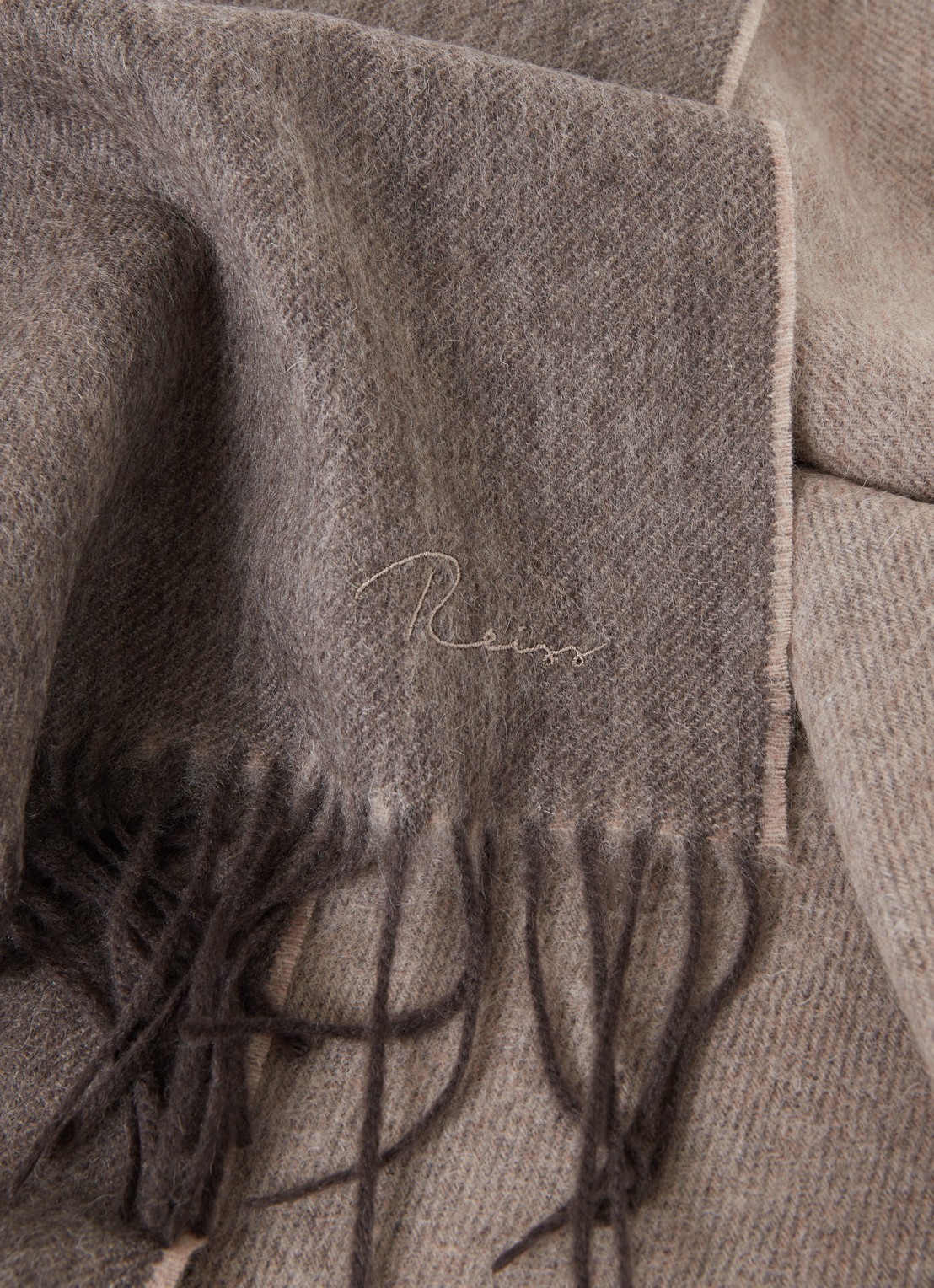 Reiss Picton sjaal in kasjmierblend 185 x 45 cm - detail 3 lichtbruin