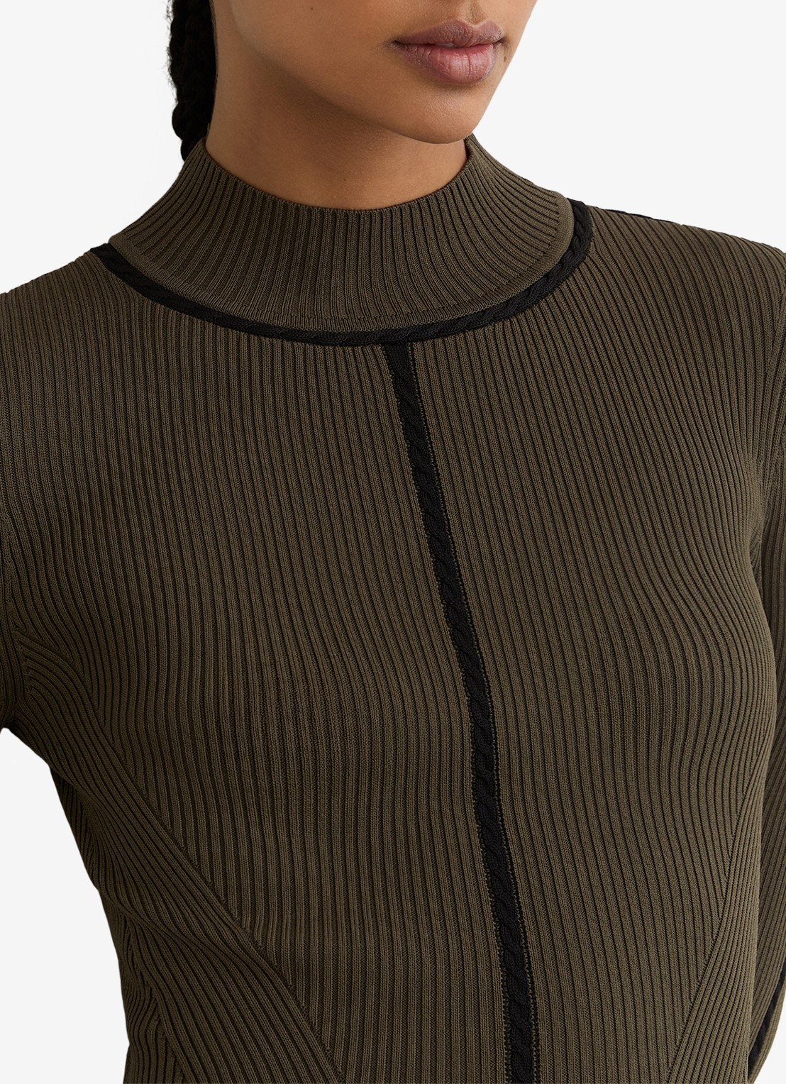 Reiss Polly midi ribgebreide jurk met opstaande kraag - detail 4 bronsgroen