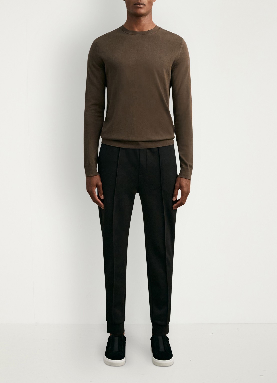 Reiss Premier tapered fit joggingbroek met trekkoord - voorkant 3 black / zwart