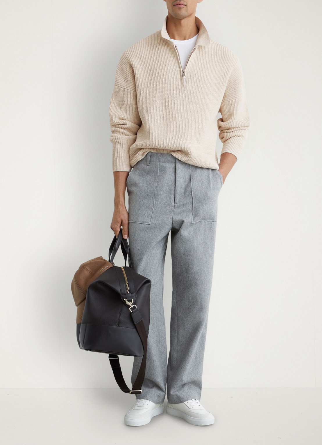 Reiss Prop ribgebreide trui met halve rits  - voorkant 7 beige