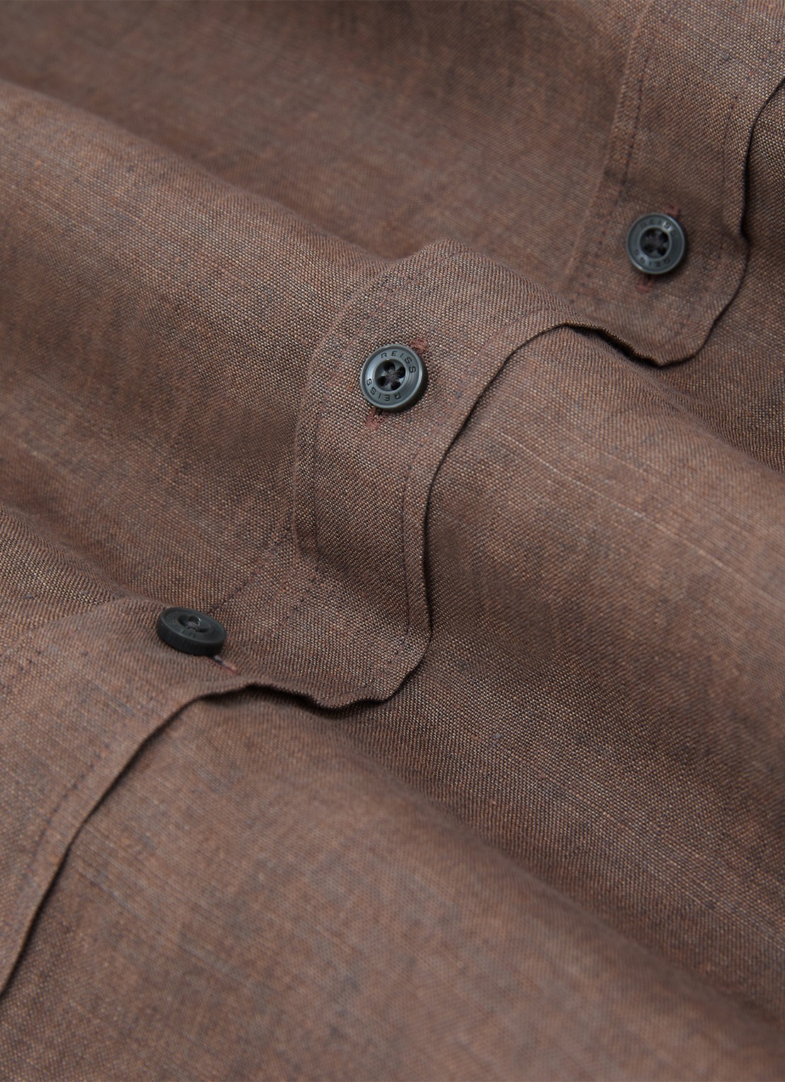 Reiss Queens regular fit overhemd van linnen - detail 4 bruin