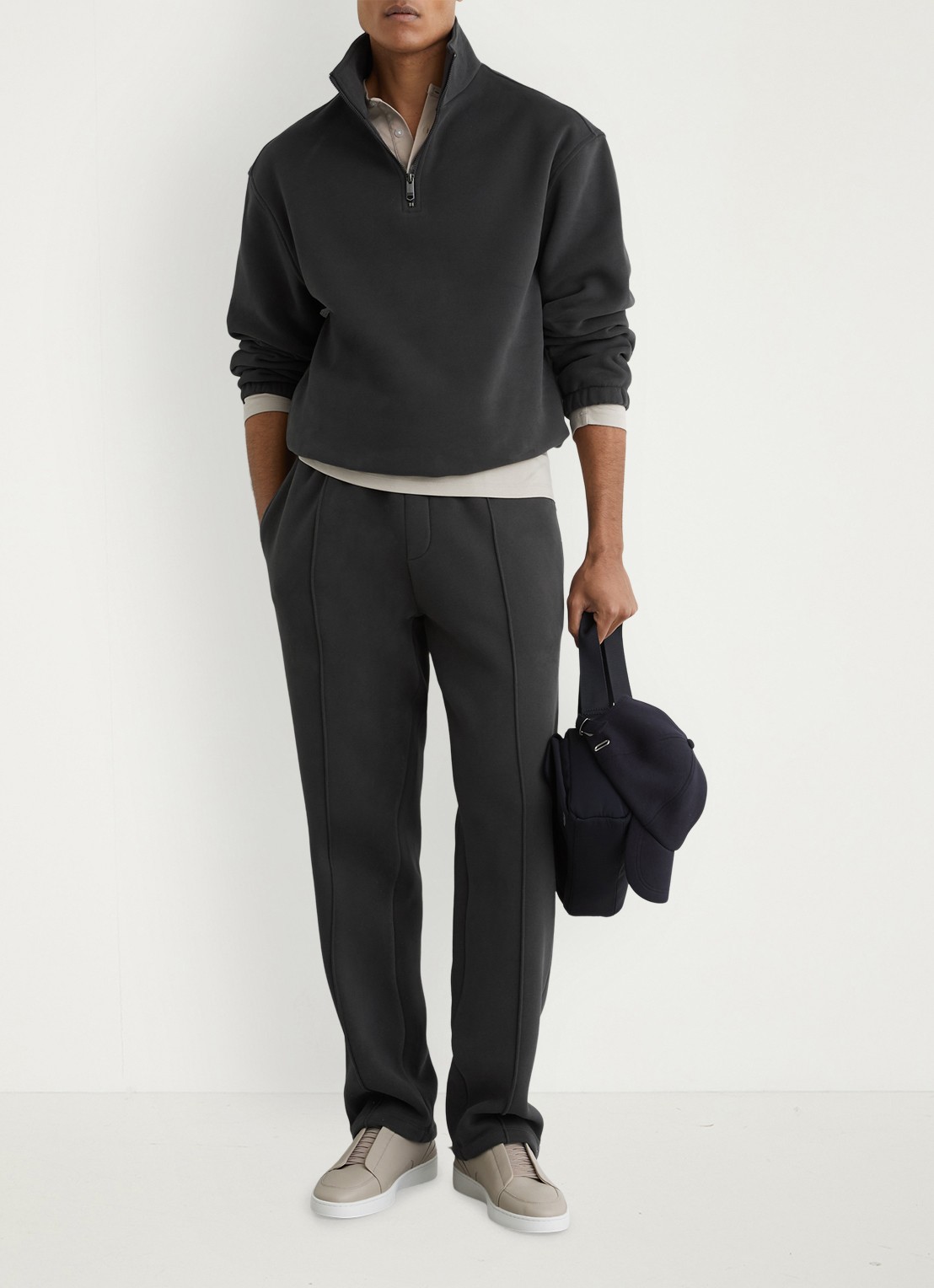 Reiss Quinn sweater met halve rits - voorkant 3 zwart