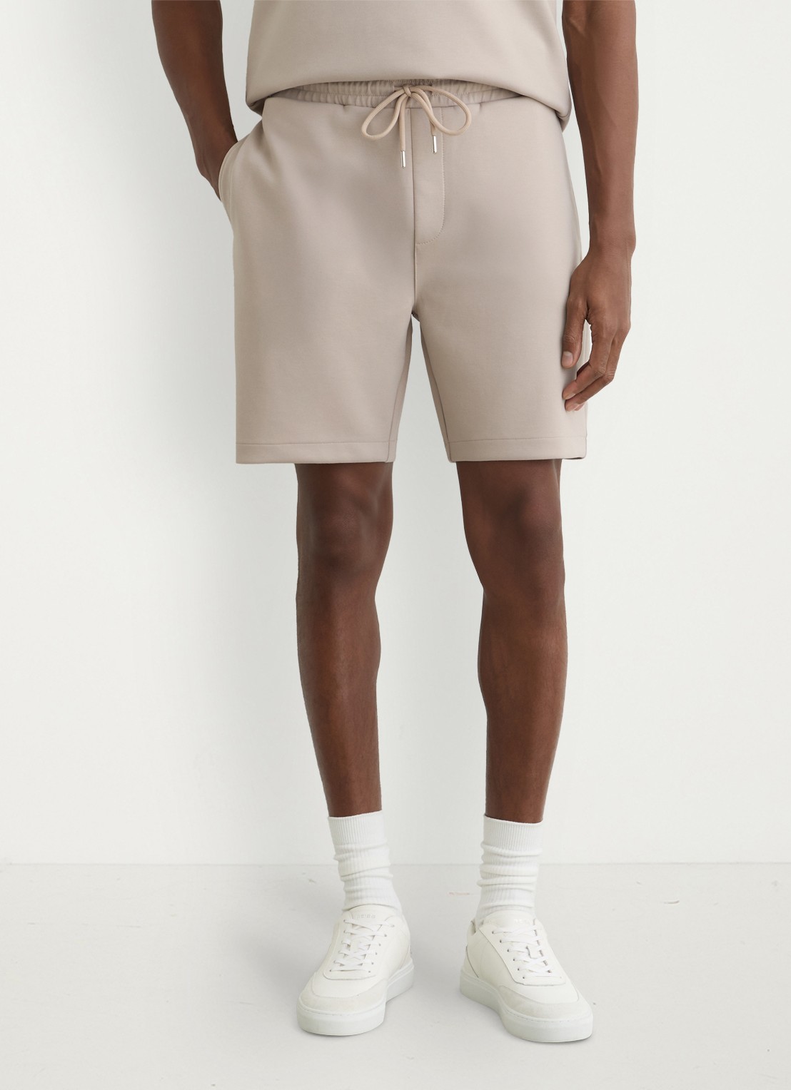 Reiss Reid straight fit korte broek met steekzakken - detail 3 stone / beige