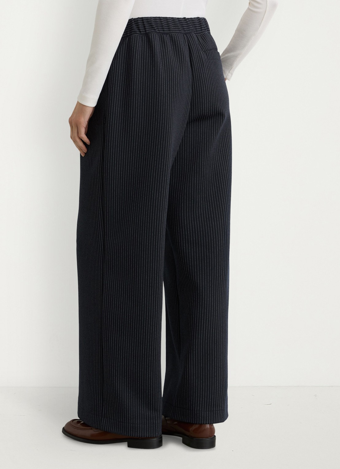 Reiss Remi high waist wide fit pantalon met streepprint - achterkant donkerblauw