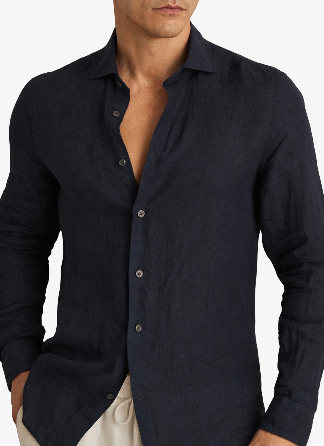 Reiss Ruban slim fit overhemd van linnen - detail 4 donkerblauw