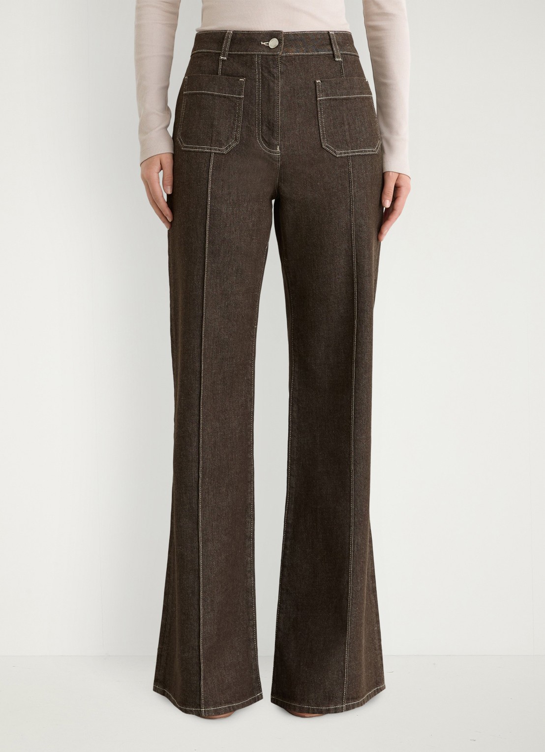 Reiss Sakura high waist flared jeans met opgestikte zakken - achterkant khaki
