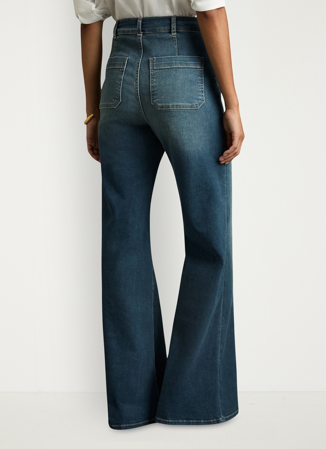 Reiss Sakura high waist flared jeans  - achterkant indigo