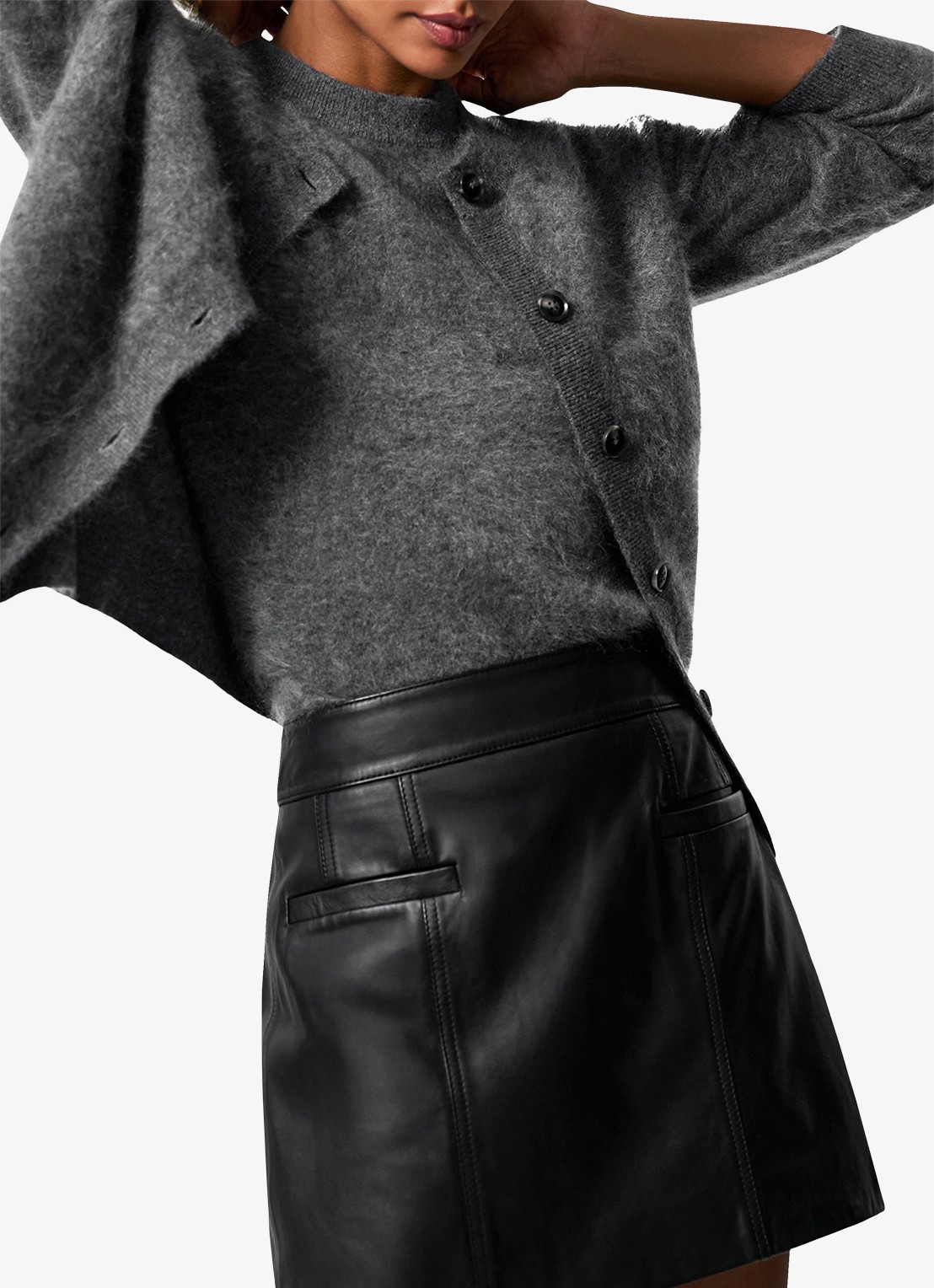 Reiss Seema high waist minirok van schapenleer  - voorkant 5 black / zwart