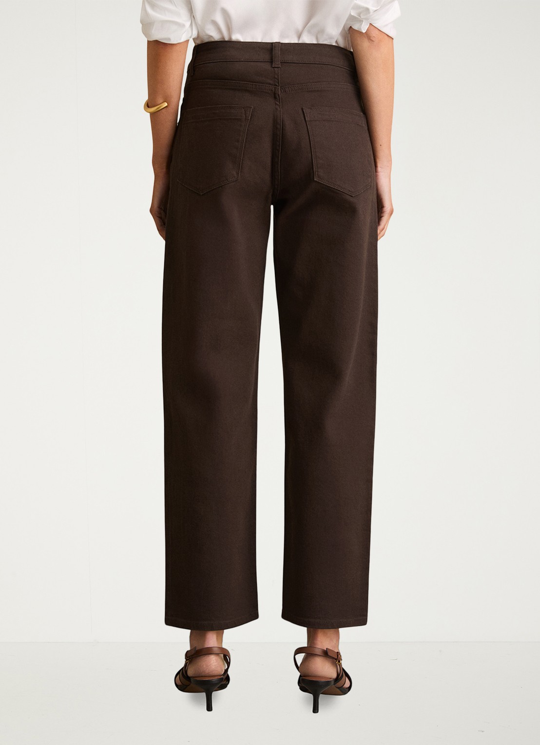 Reiss Selin mid waist straight leg jeans met steekzakken - achterkant 5 chocoladebruin