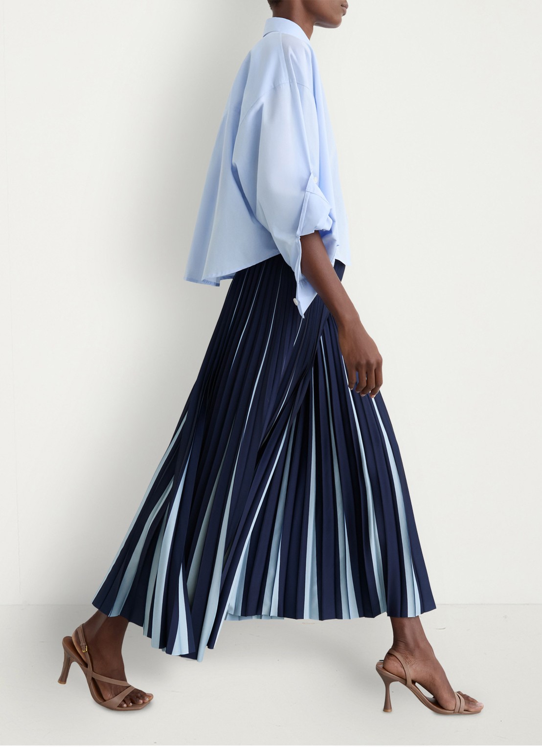 Reiss Serena midi rok met plooien - detail 2 donkerblauw