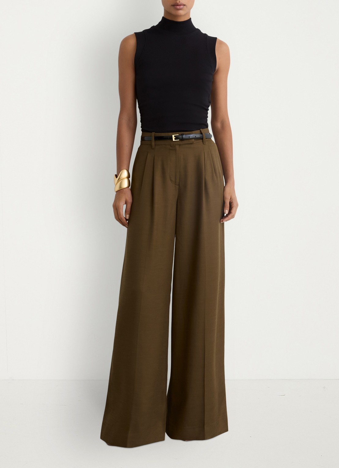 Reiss Simon ribgebreide top met opstaande kraag - voorkant 5 black / zwart