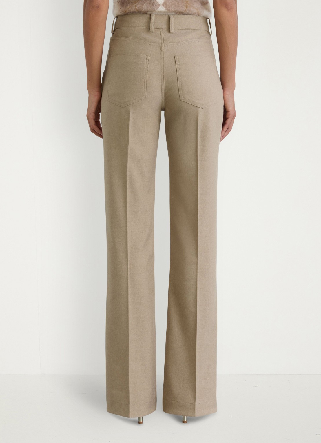 Reiss Sofia high waist flared fit broek met steekzakken - achterkant beige
