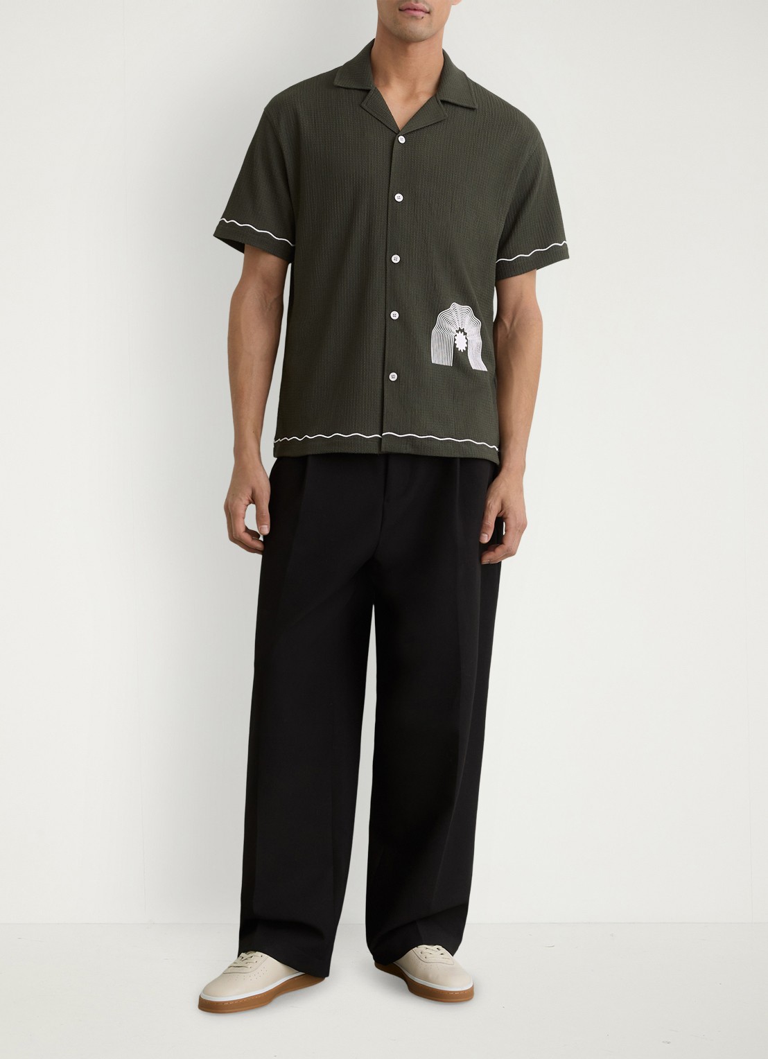 Reiss Solano regular fit overhemd met borduring - voorkant 2 groen