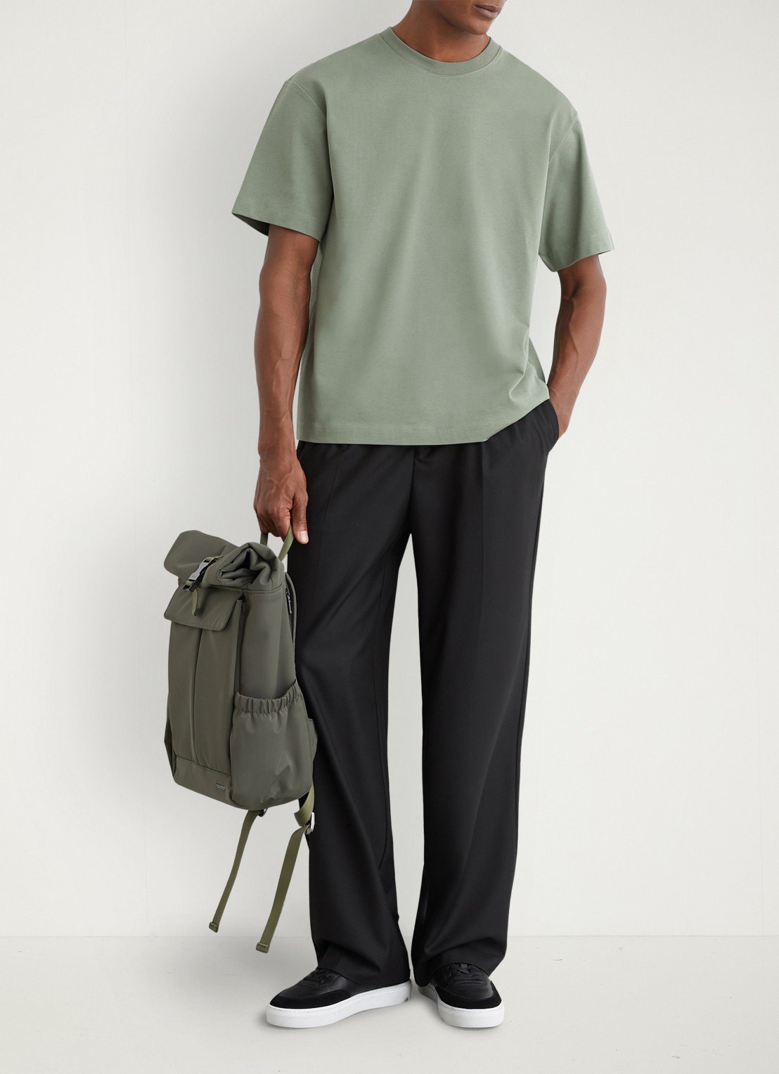 Reiss TATE Cotton Pigment-Dyed Relaxed-Fit T-Shirt - voorkant 3 groen