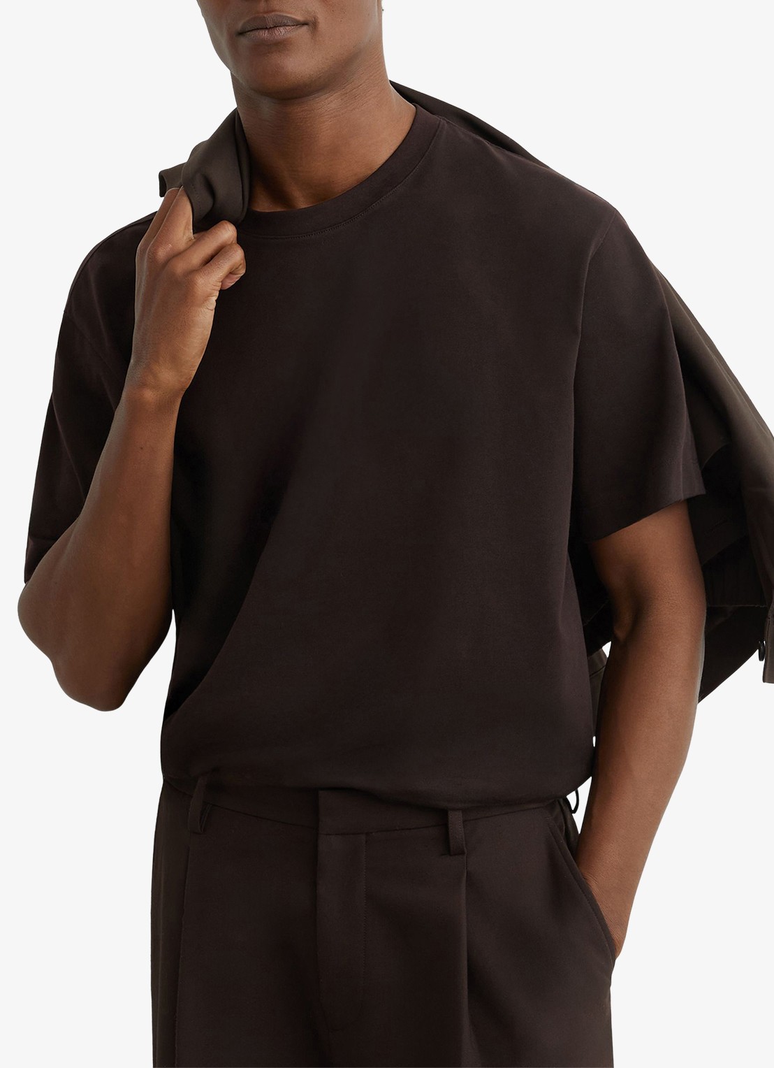 Reiss Tate T-shirt met stretch - detail 3 donkerbruin