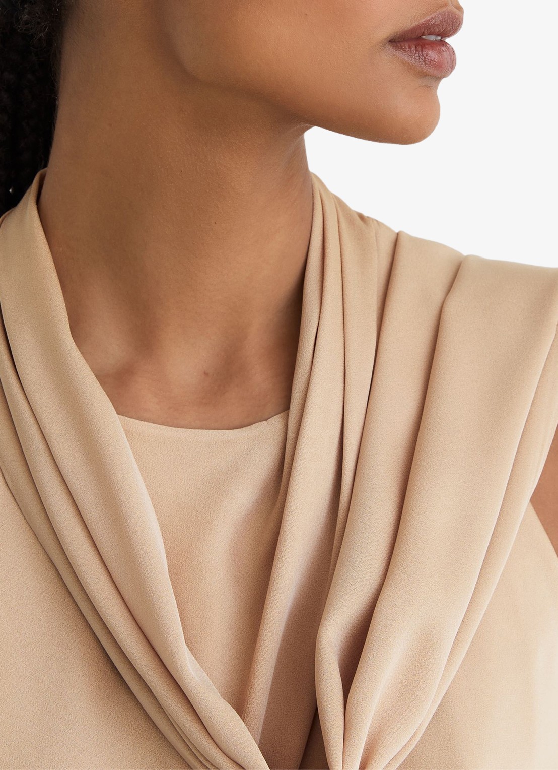 Reiss Taylor mouwloze top met sjaalkraag - detail 5 neutral / beige