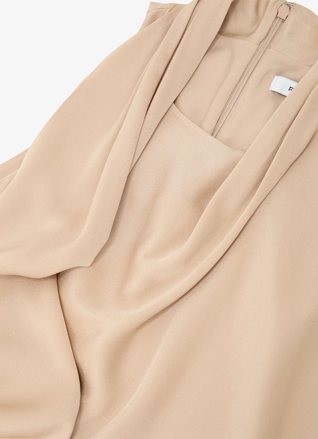 Reiss Taylor mouwloze top met sjaalkraag - detail 6 neutral / beige