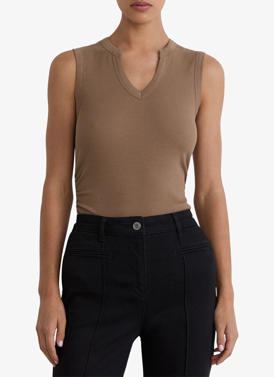 Reiss Thena top met V-hals - detail beige
