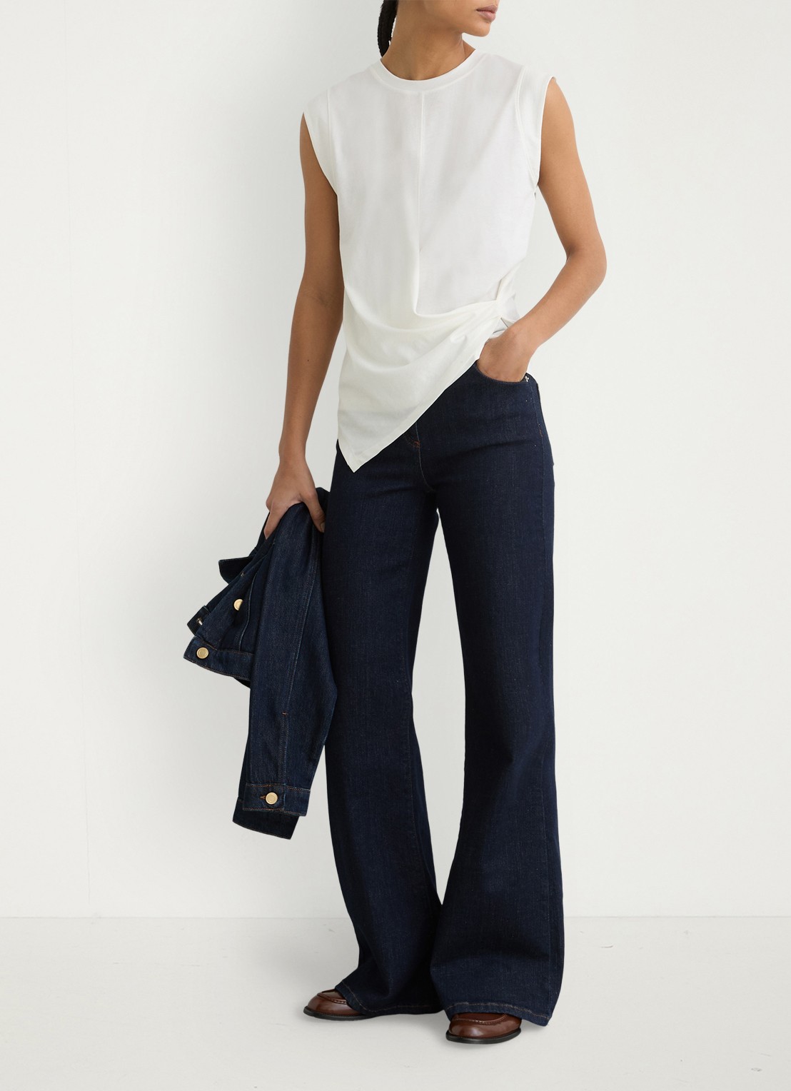 Reiss Tia top met gedrapeerd detail - voorkant 2 wit