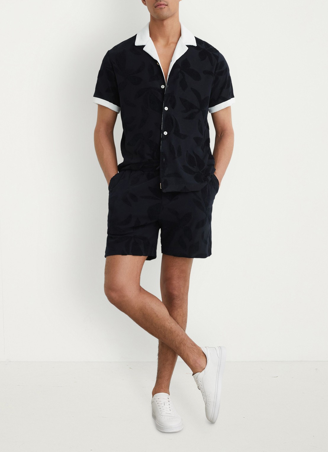 Reiss Voss straight fit korte broek van badstof - voorkant 5 donkerblauw