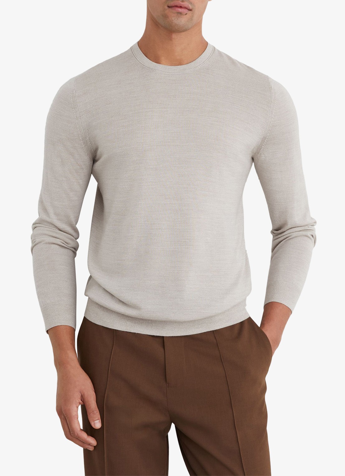 Reiss Wessex fijngebreide trui van merino wol  - detail beige