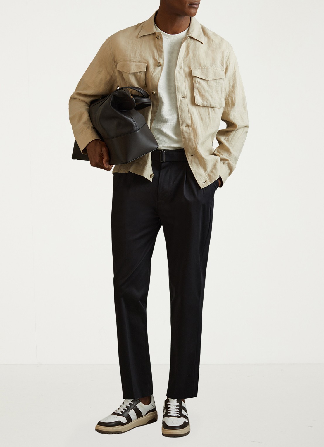 Reiss Wick T-shirt met structuur - voorkant 4 wit