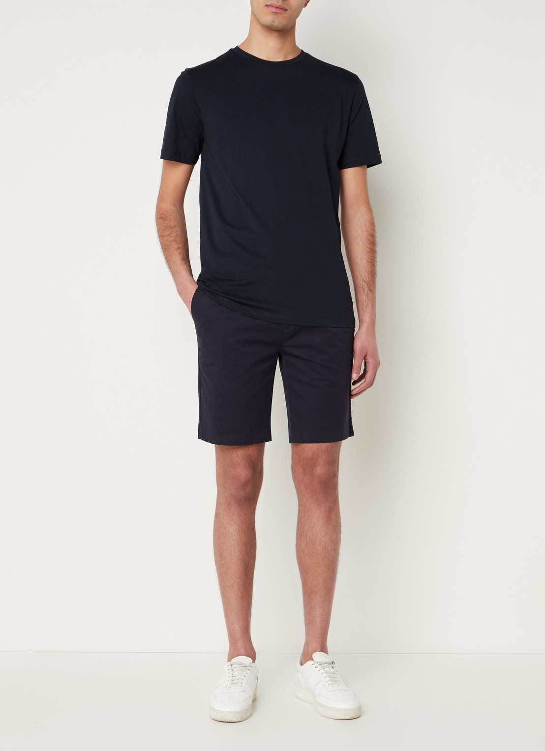 Reiss Wicket straight fit korte chino met steekzakken  - voorkant 2 donkerblauw