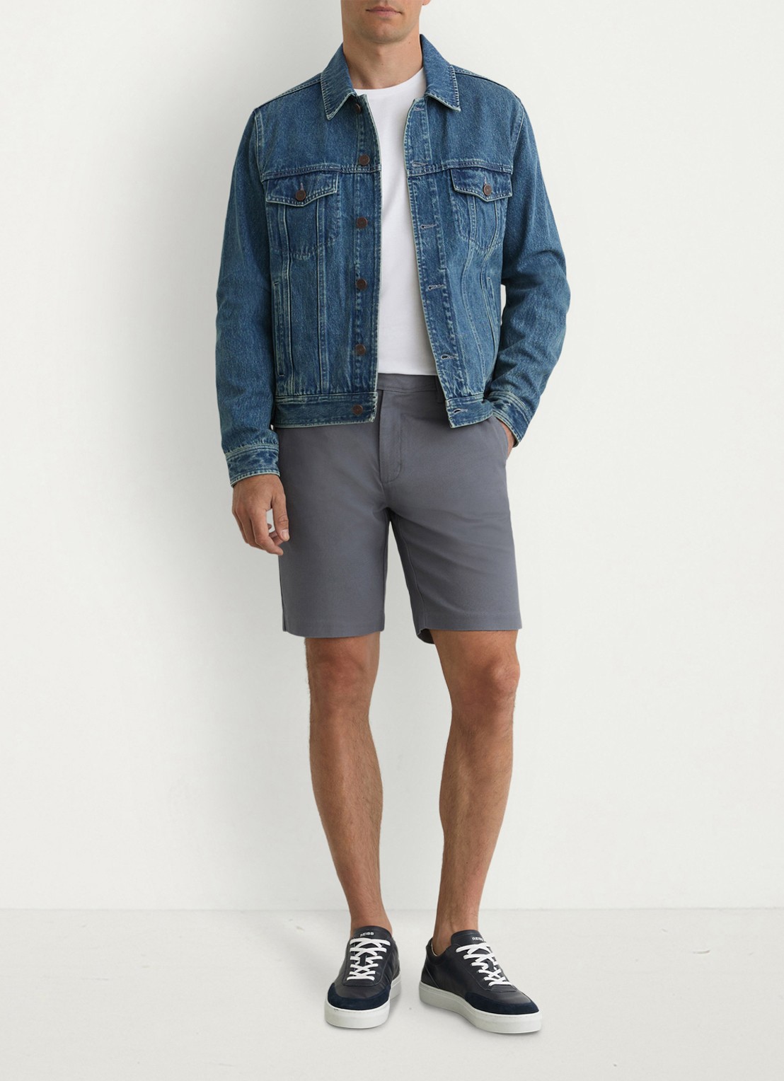 Reiss Wide fit korte chino met structuur - voorkant 6 airforce blue / blauw