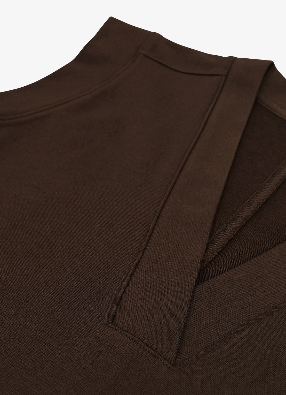 Reiss Willa top met V-hals - detail 3 chocoladebruin