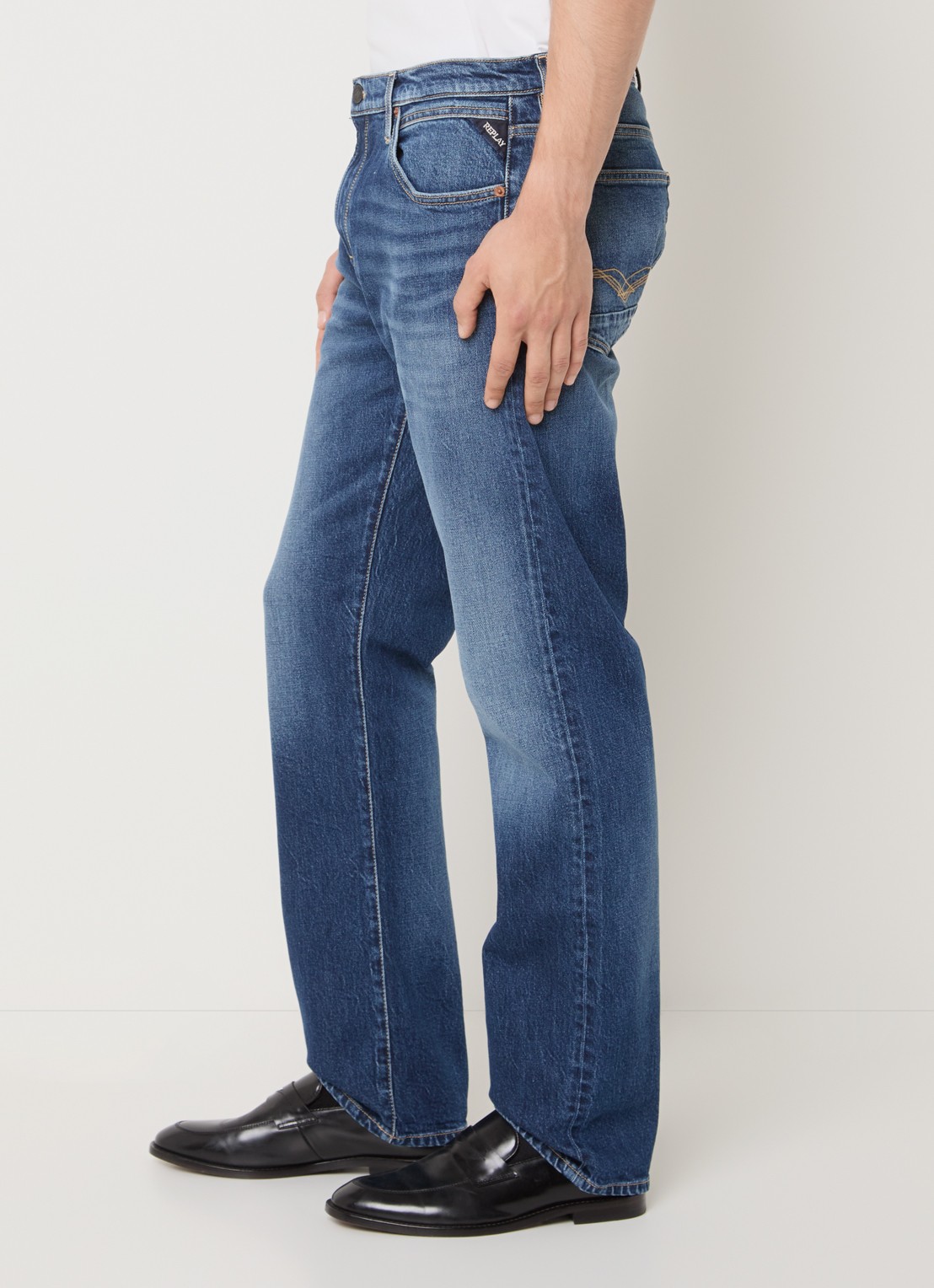 Replay Aideen straight leg jeans met medium wassing - detail 3 indigo