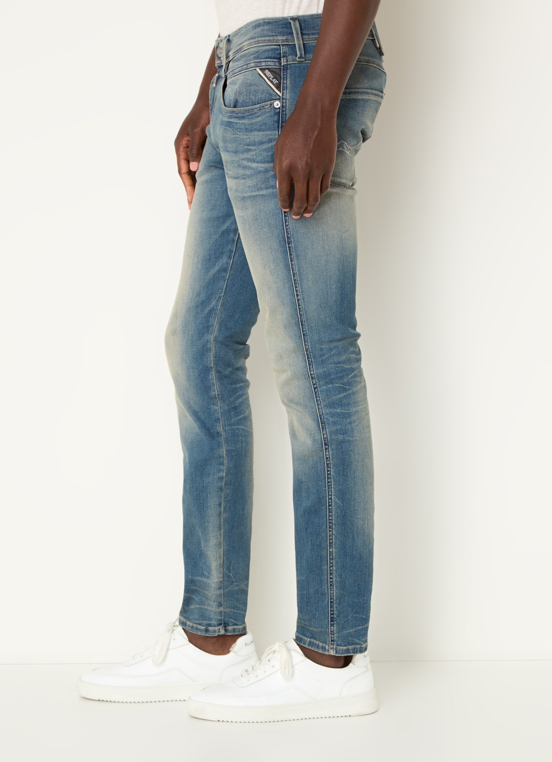 Replay Anbass slim fit jeans met steekzakken - detail 4 indigo
