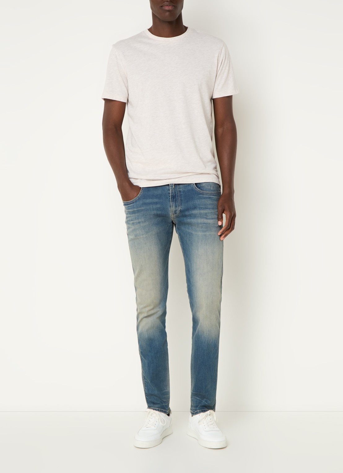 Replay Anbass slim fit jeans met steekzakken - voorkant 2 indigo